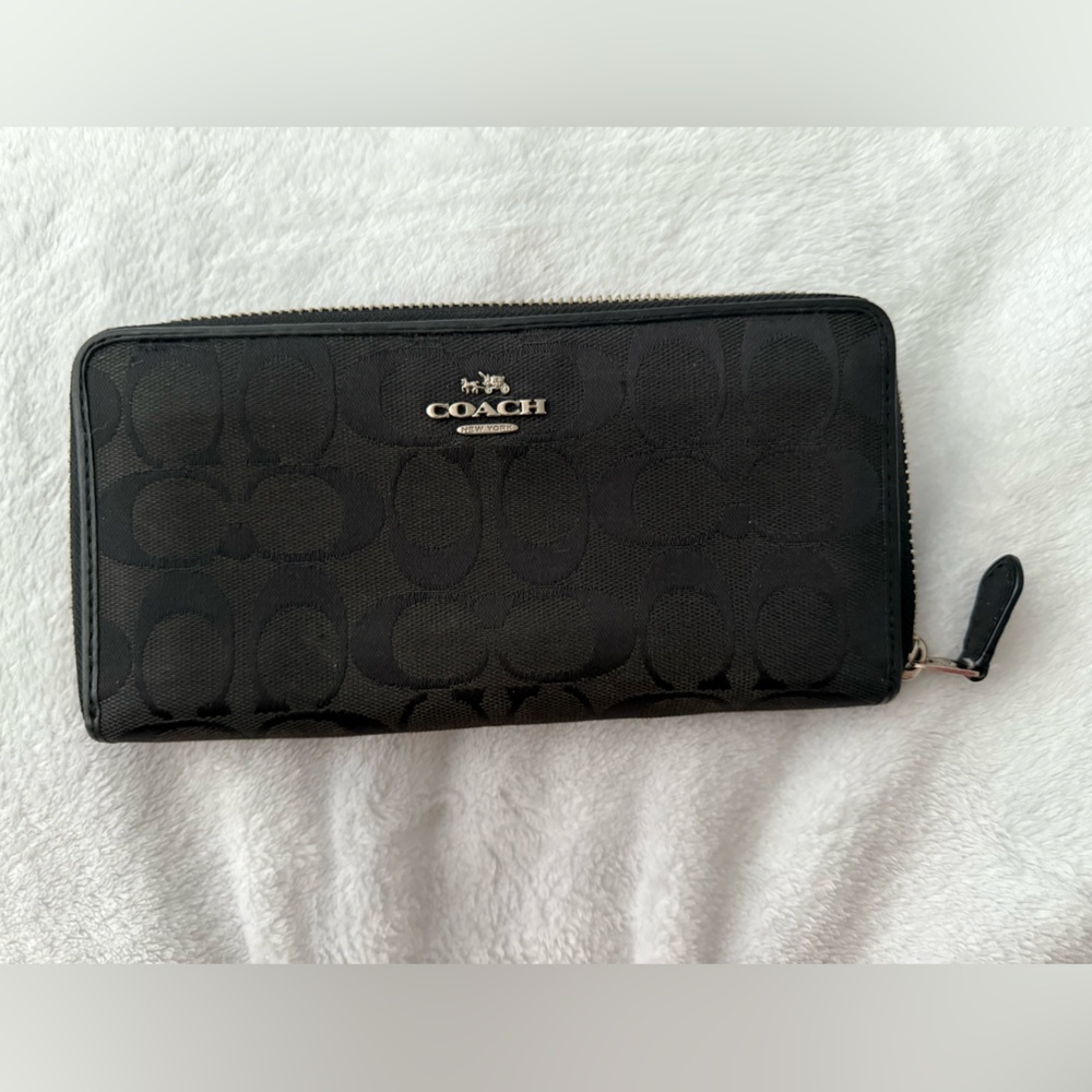 Coach Black Signature Zip Wallet